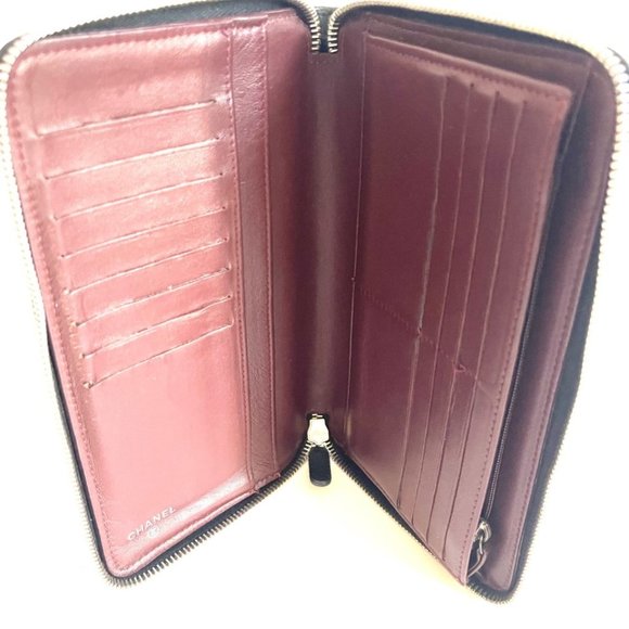 CHANEL Lambskin Quilted Large Gusset Zip Around Wallet/Organizer - Picture 5 of 10